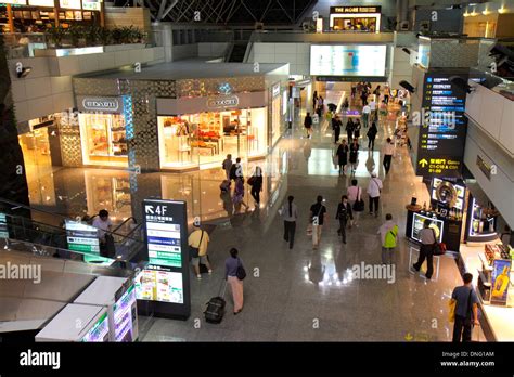 Taipei Airport (TPE) Shops and Stores 